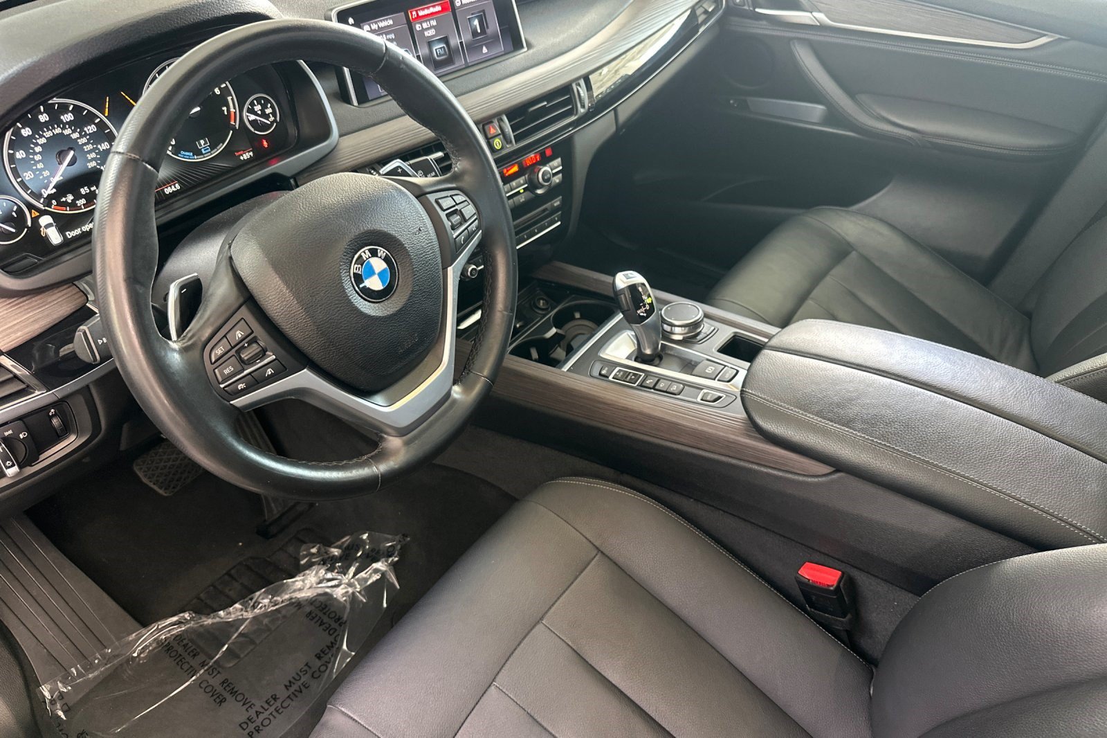 Used 2018 BMW X5 xDrive40e w/ Driving Assistance Package AWD/4WD image 11