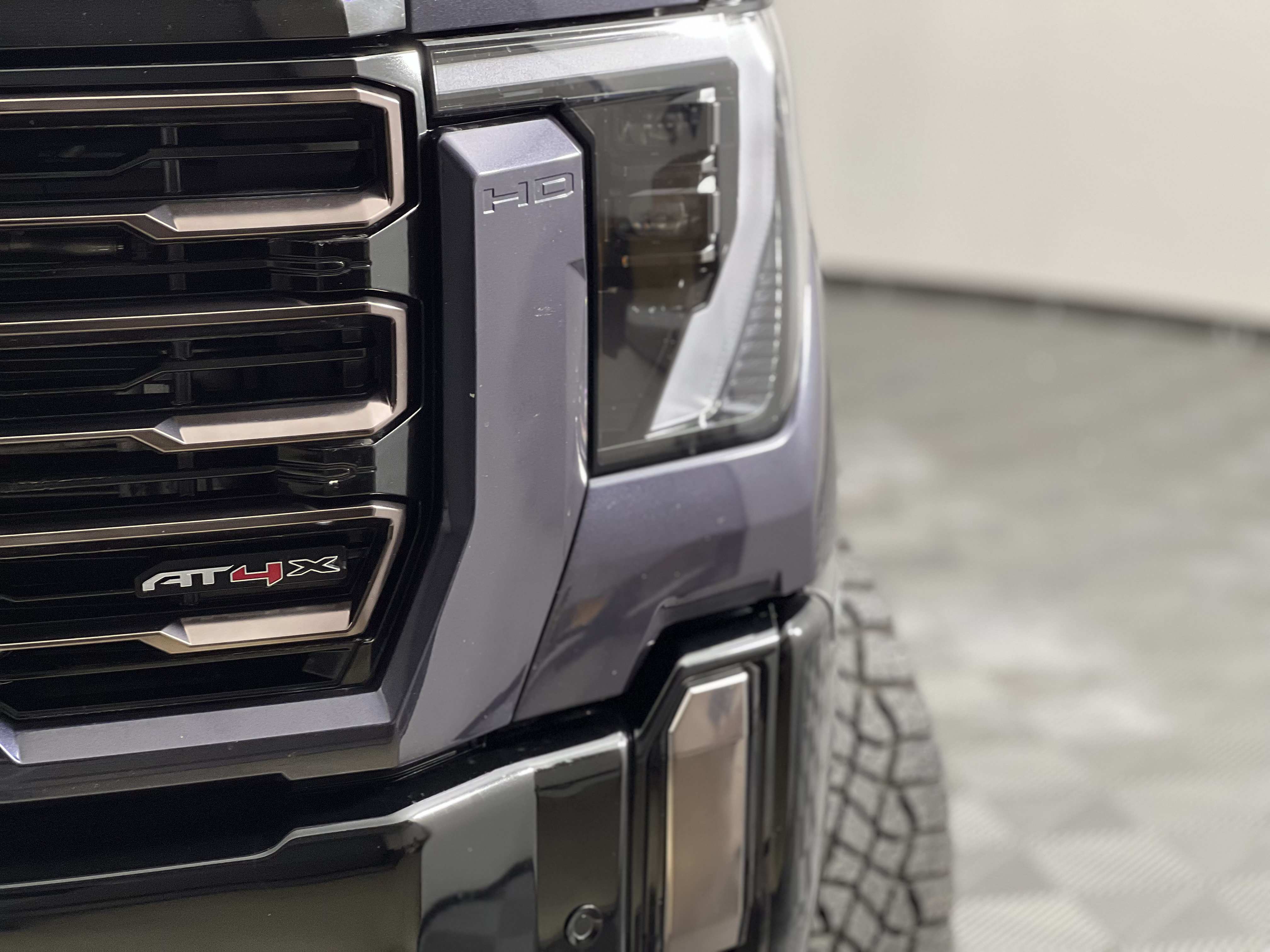 Used 2024 GMC Sierra 2500 AT4X AWD/4WD image 7