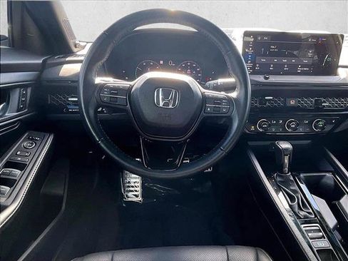 Used 2023 Honda Accord Sport image 7