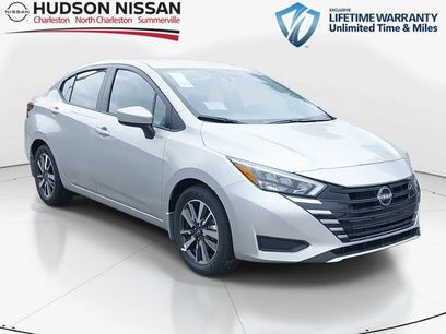 New 2025 Nissan Versa SV w/ Trunk Package