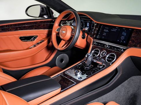Used 2024 Bentley Continental GT AWD/4WD image 15