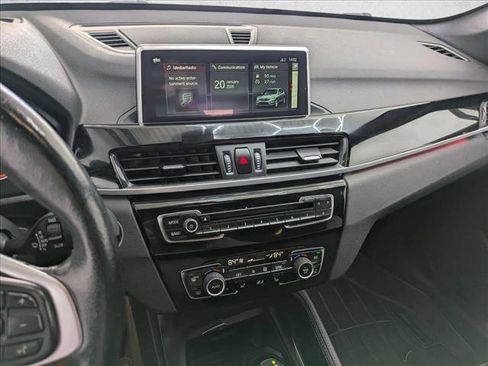 Used 2018 BMW X1 xDrive28i image 12