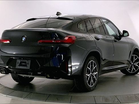 Used 2024 BMW X4 xDrive30i w/ Premium Package AWD/4WD image 11