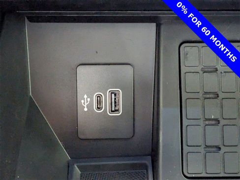 New 2025 Ford F150 Lariat w/ Equipment Group 502A High image 16