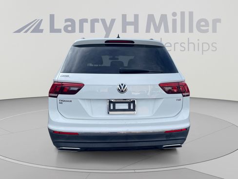 Used 2018 Volkswagen Tiguan SE FWD image 4