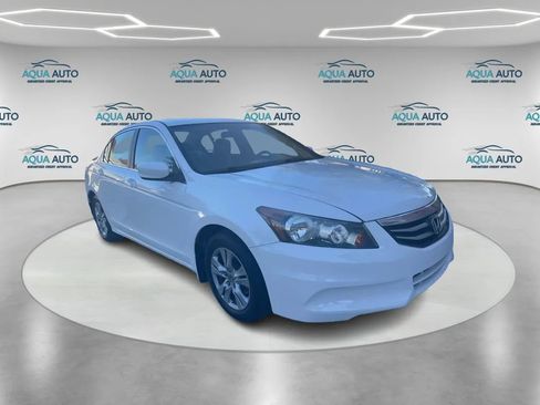 Used 2011 Honda Accord LX-P image 3