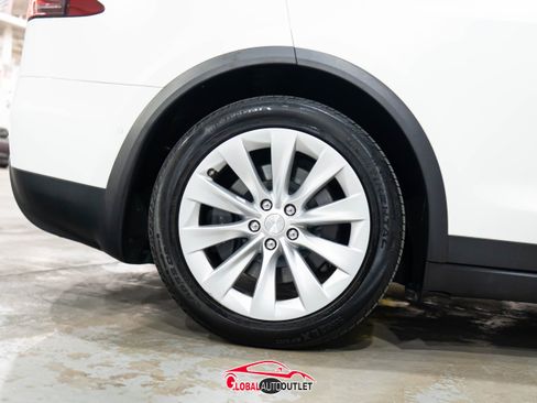 Used 2017 Tesla Model X 100D image 11