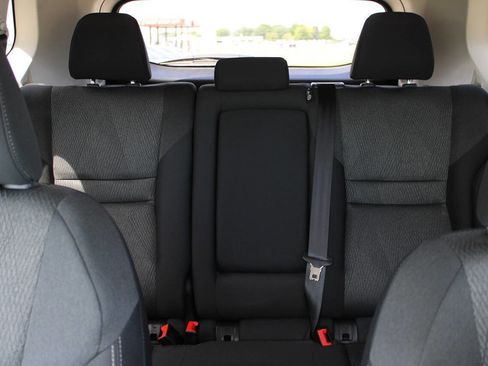 Used 2025 Nissan Rogue SV AWD/4WD image 18