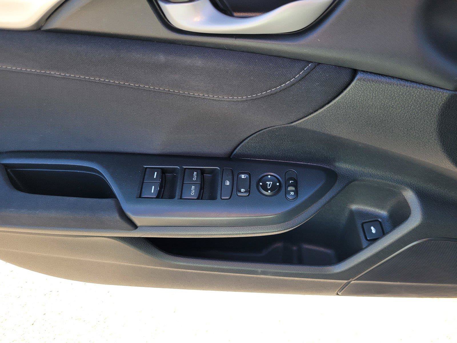 Used 2016 Honda Civic EX-T image 22