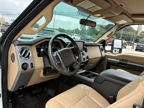 Used 2016 Ford F350 Lariat w/ Lariat Ultimate Package AWD/4WD image 14