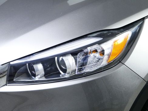 Used 2017 Kia Sorento EX w/ EX Advanced Touring Package image 16