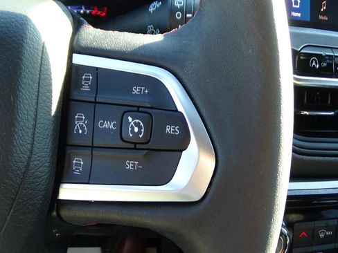 Certified 2024 Jeep Compass Trailhawk w/ Trailhawk Elite Group image 23