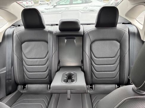 Used 2024 Volkswagen Jetta SEL FWD image 17