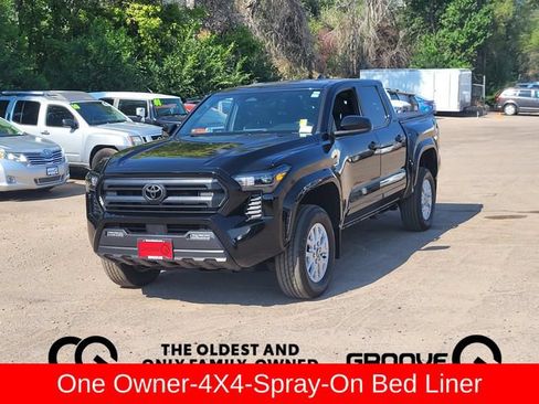 Used 2024 Toyota Tacoma SR5 AWD/4WD image 1