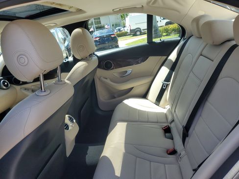 Used 2018 Mercedes-Benz C 300 Sedan w/ Premium Package image 10