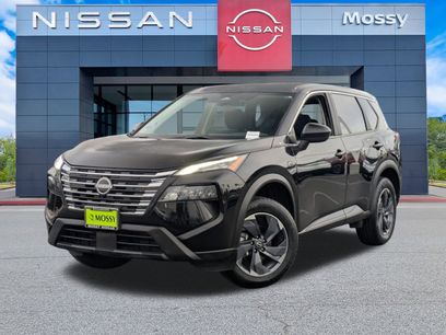 Used 2024 Nissan Rogue SV