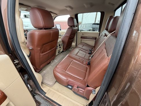 Used 2012 Ford F250 King Ranch w/ King Ranch w/Chrome Pkg image 27
