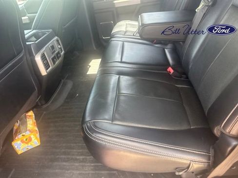 Used 2019 Ford F150 Lariat w/ Equipment Group 502A Luxury AWD/4WD image 7