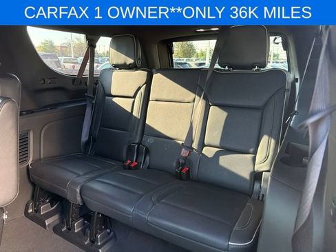 Used 2022 GMC Yukon XL SLT w/ SLT Luxury Package AWD/4WD image 23