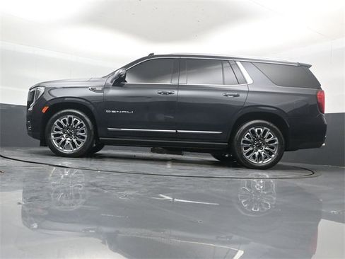 Used 2023 GMC Yukon Denali Ultimate image 45
