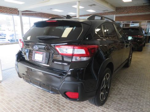 Used 2018 Subaru Crosstrek 2.0i Limited image 4