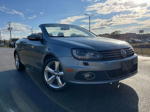 Used 2012 Volkswagen Eos Lux w/ Tech Pkg image 12