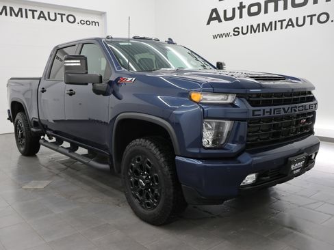 Used 2023 Chevrolet Silverado 3500 LTZ w/ LTZ Plus Package image 2