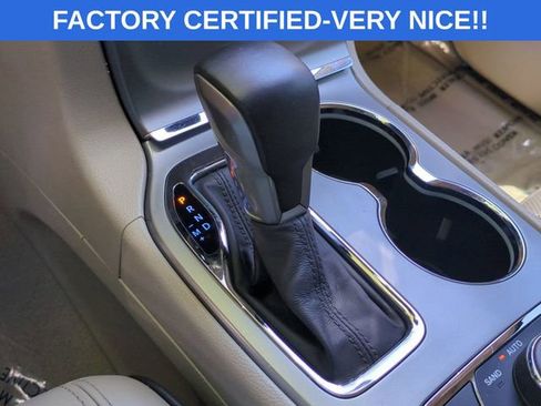 Certified 2021 Jeep Grand Cherokee Overland AWD/4WD image 28