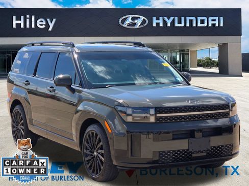 Used 2024 Hyundai Santa Fe Calligraphy FWD image 2
