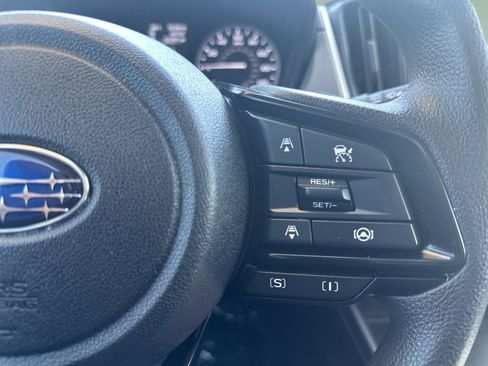 Used 2024 Subaru Crosstrek 2.0i Premium AWD/4WD image 30