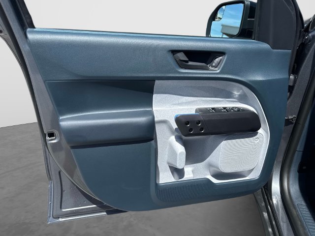 New 2026 Ford Maverick XLT w/ XLT Luxury Package FWD image 19