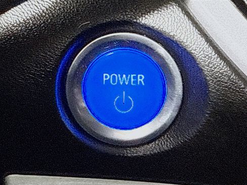 Used 2018 Chevrolet Volt LT image 21