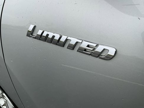 Used 2008 Toyota Highlander Limited image 18