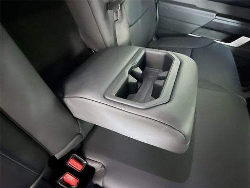 New 2025 Toyota Tundra Platinum AWD/4WD image 44