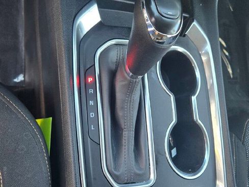 Used 2020 Chevrolet Traverse LS image 17