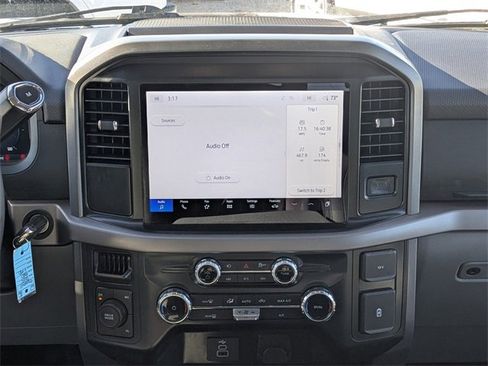 Used 2025 Ford F150 XLT w/ Equipment Group 301A Standard image 18