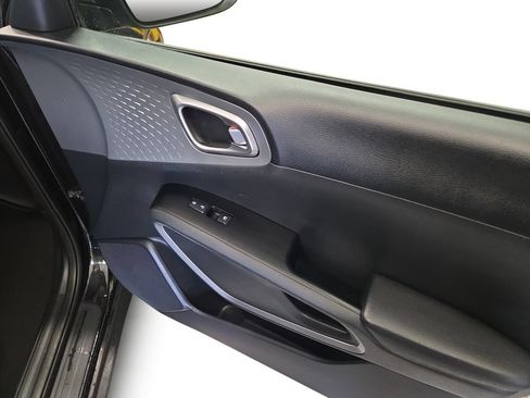 Used 2024 Kia Soul LX w/ Option Group 015 FWD image 22
