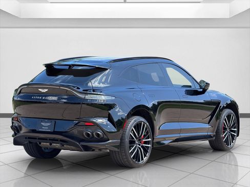Used 2025 Aston Martin DBX 707 AWD/4WD image 10