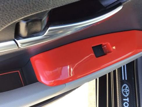 Used 2022 Toyota Camry SE image 12