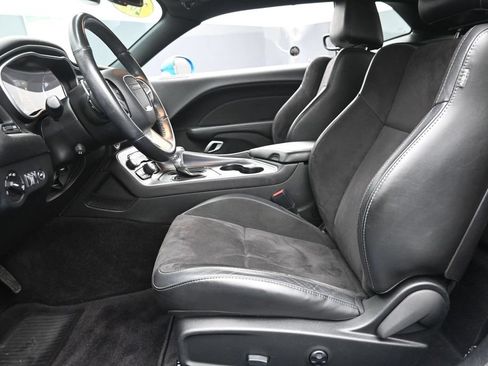 Used 2018 Dodge Challenger GT w/ GT Interior Package AWD/4WD image 12