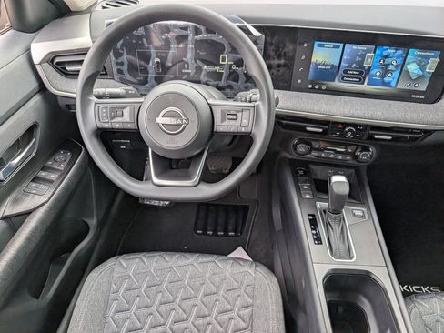 New 2026 Nissan Kicks SV FWD image 9