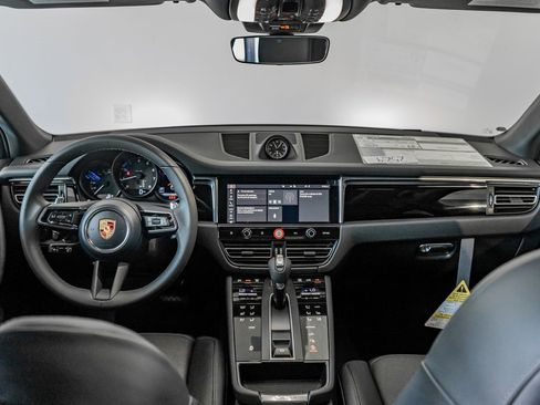New 2025 Porsche Macan image 18