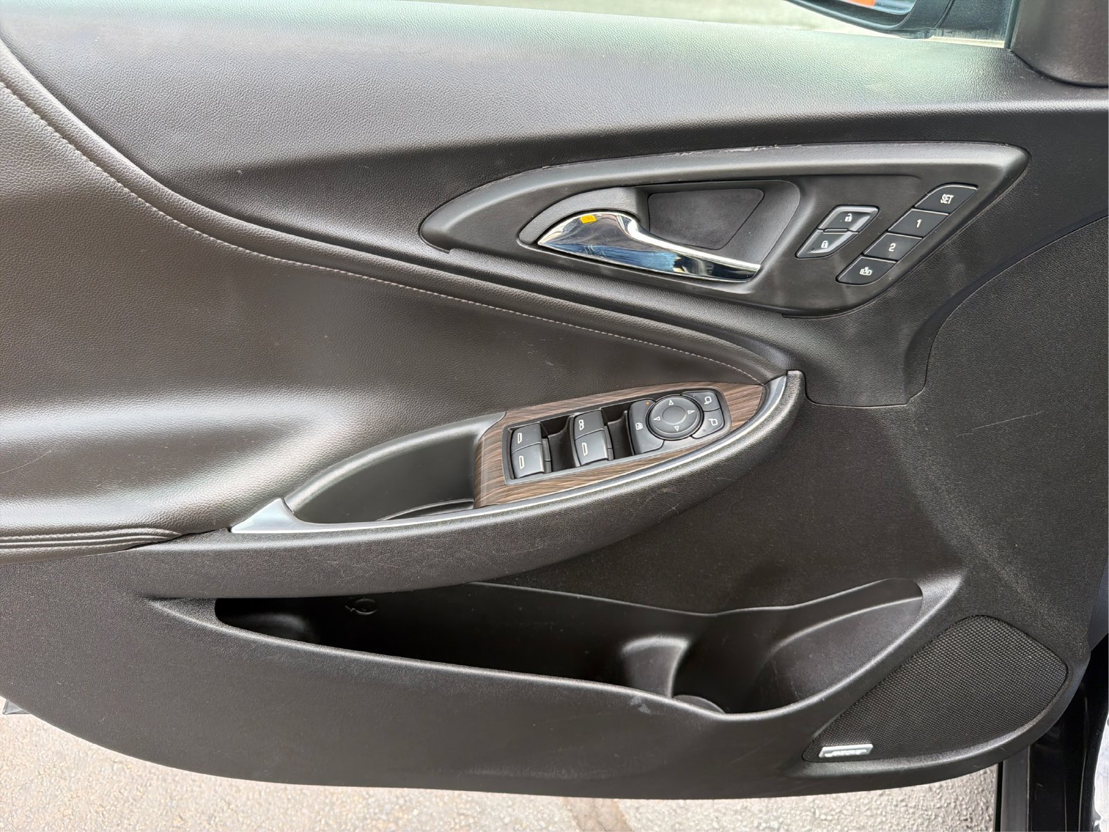 Used 2024 Chevrolet Malibu LT FWD image 21