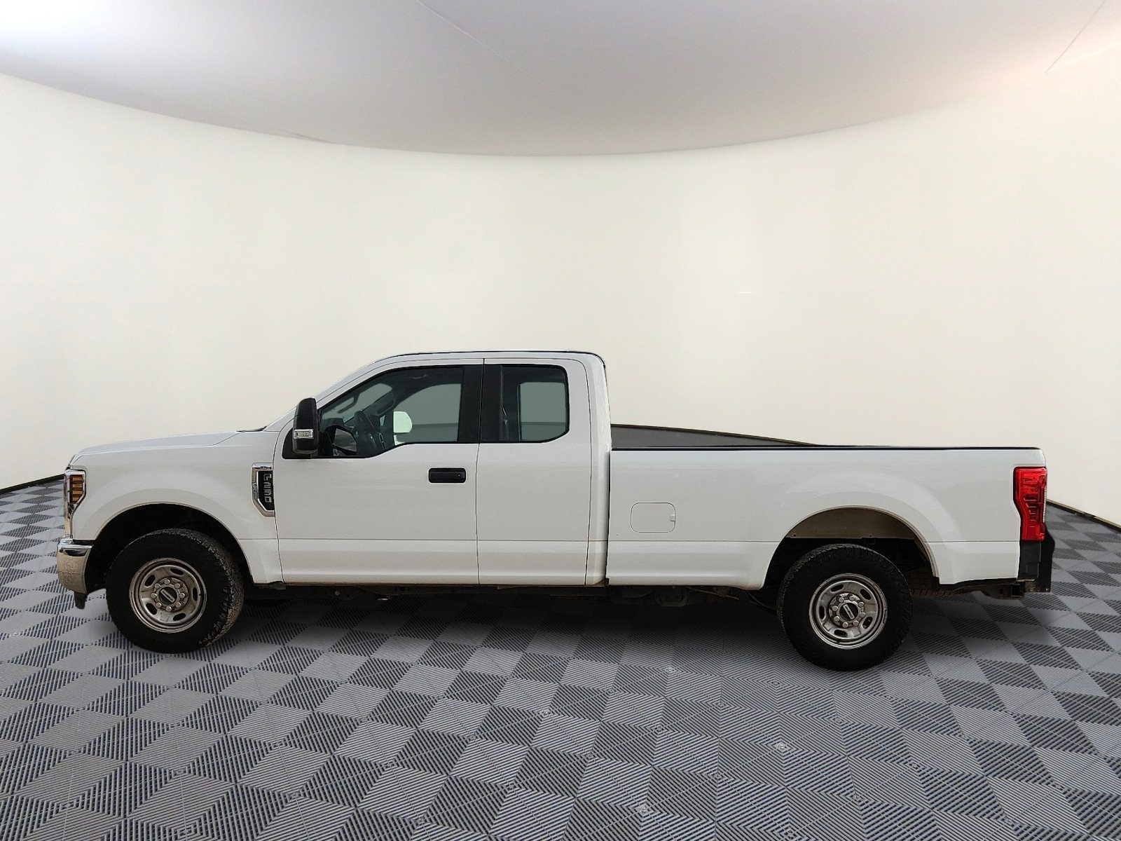 Used 2019 Ford F250 XL w/ XL Value Package RWD image 2
