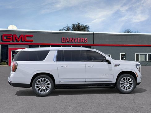 New 2026 GMC Yukon XL Denali w/ Sun & Power Step Package image 29