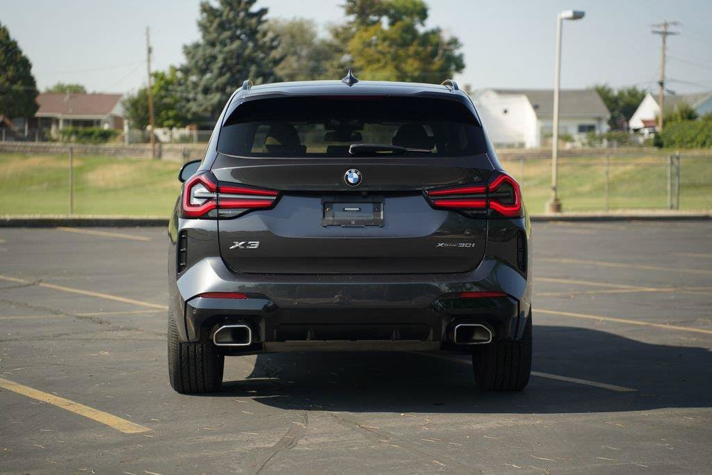 Used 2023 BMW X3 xDrive30i w/ M Sport Package AWD/4WD image 4
