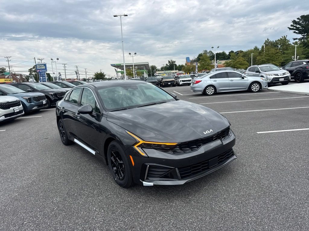 New 2026 Kia K5 LXS FWD image 2