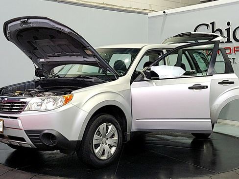 Used 2010 Subaru Forester 2.5X AWD/4WD image 10