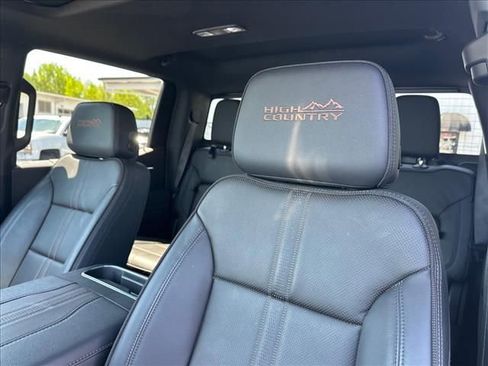 Certified 2024 Chevrolet Silverado 1500 High Country w/ Midnight Edition AWD/4WD image 24
