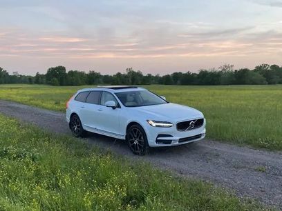 Used 2018 Volvo V90 T6 Cross Country w/ Convenience Package
